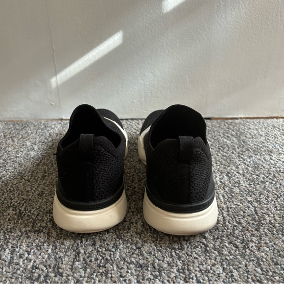 APL Women's TechLoom Bliss - Picture 2 of 5